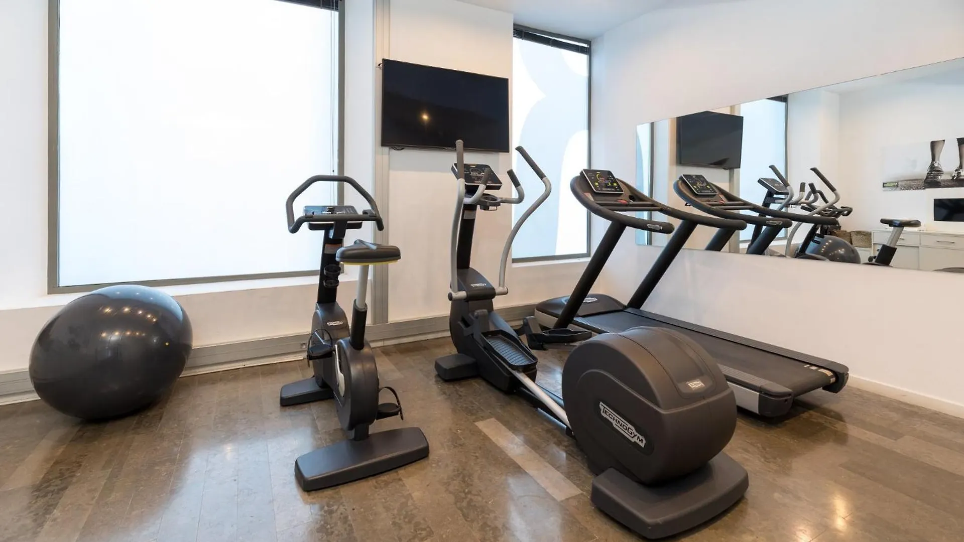 Sercotel Amister Art Hotel Барселона 4*,
