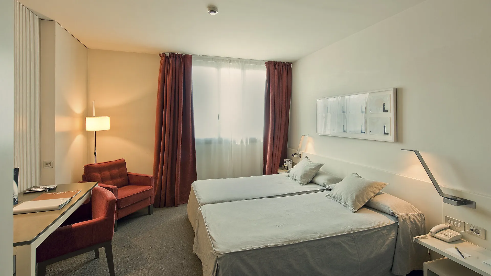 Sercotel Amister Art Hotel Барселона